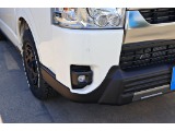 現行型のハイエースはフォグランプもＬＥＤ仕様♪