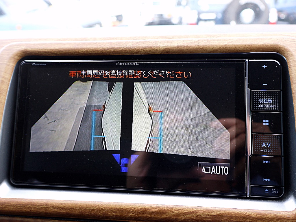 カロッツェリア製7インチナビ♪ ナビ機能やCD/DVD機能もしっかり使えます！
