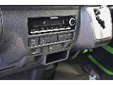 設定温度に合わせて風量や吹出しモード自動制御するオートエアコンを装備♪