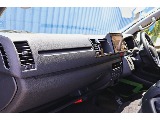 大型化したディスプレイも標準装備されフロントインテリアも一新♪