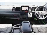視点が高く、見通しが良い運転席。