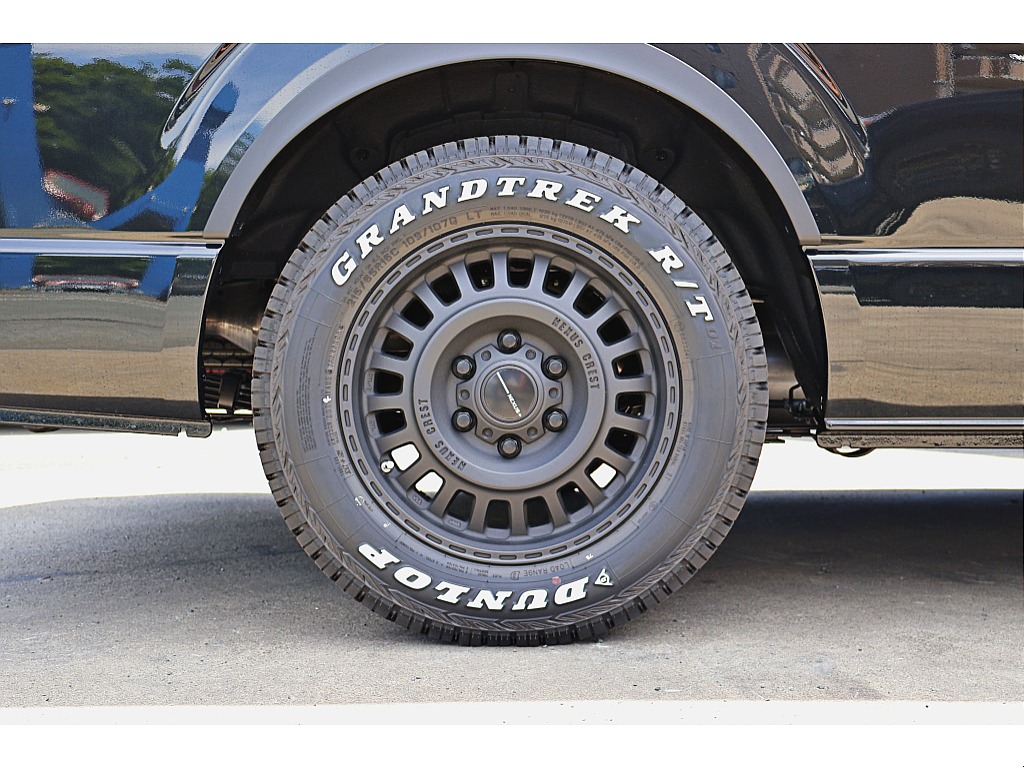 ＦＬＥＸ　ネクサスクレストNC1ホイール　×　DUNLOPグラントレックホワイトレタータイヤ♪