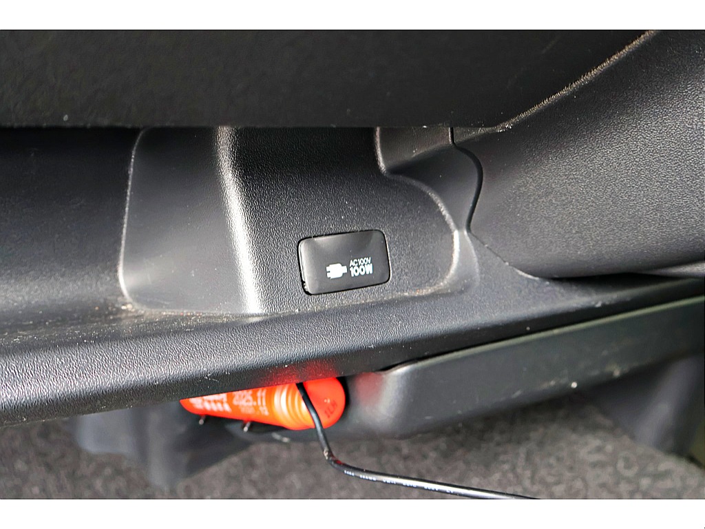 ＡＣ１００Ｖ電源、標準装備です♪