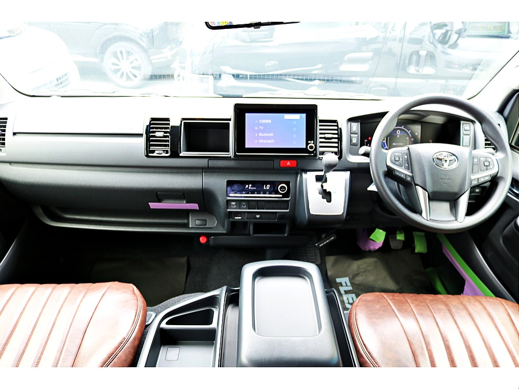 視点が高く、見通しが良い運転席。