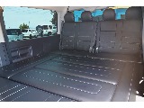 ブラックレザー調のシートカバーで社内の統一感を図りました♪