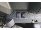 プッシュスターター　ドアミラーの操作スイッチ　ビルトインETC　等、使いやすい位置に配置♪