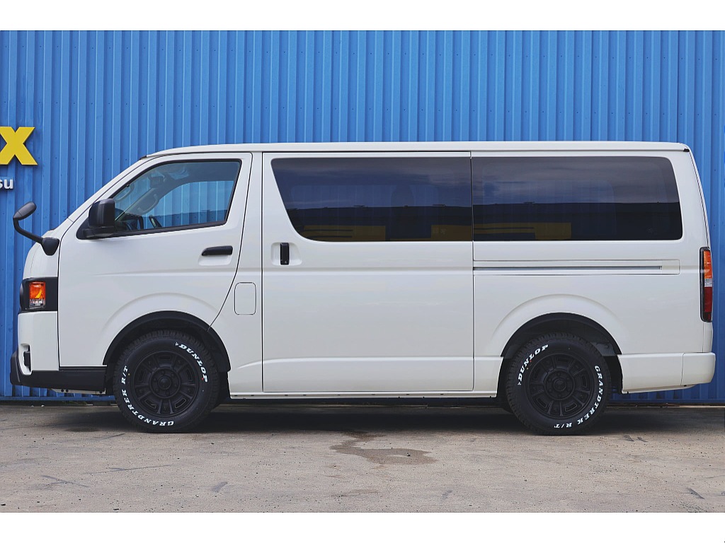 トヨタ ハイエースバン(45枚目)