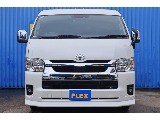 ワイドサイズの迫力満点♪ 内装はファミリーカー♪