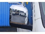 メッキドアミラーでハイエースらしく♪