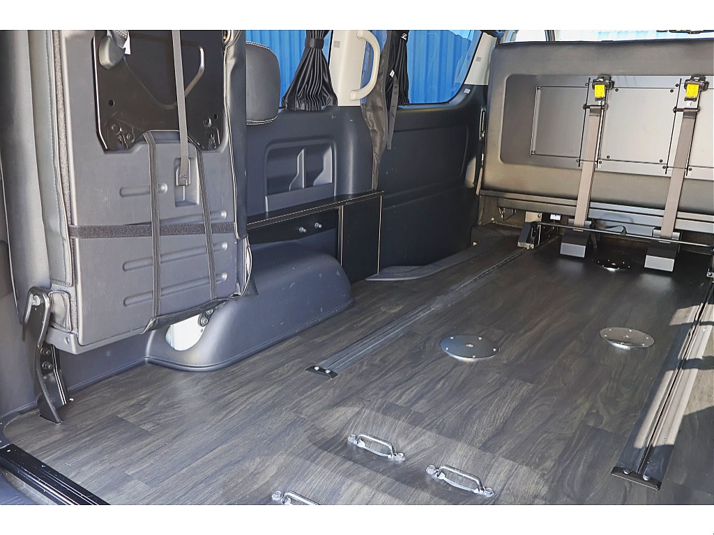 トヨタ&nbsp;ハイエース&nbsp;ワゴン2.7GLロング ミドルルーフ 4WD&nbsp;内装架装アレンジCT&nbsp;静岡県の詳細画像&nbsp;その18