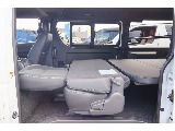 トヨタ ハイエースバン(30枚目)