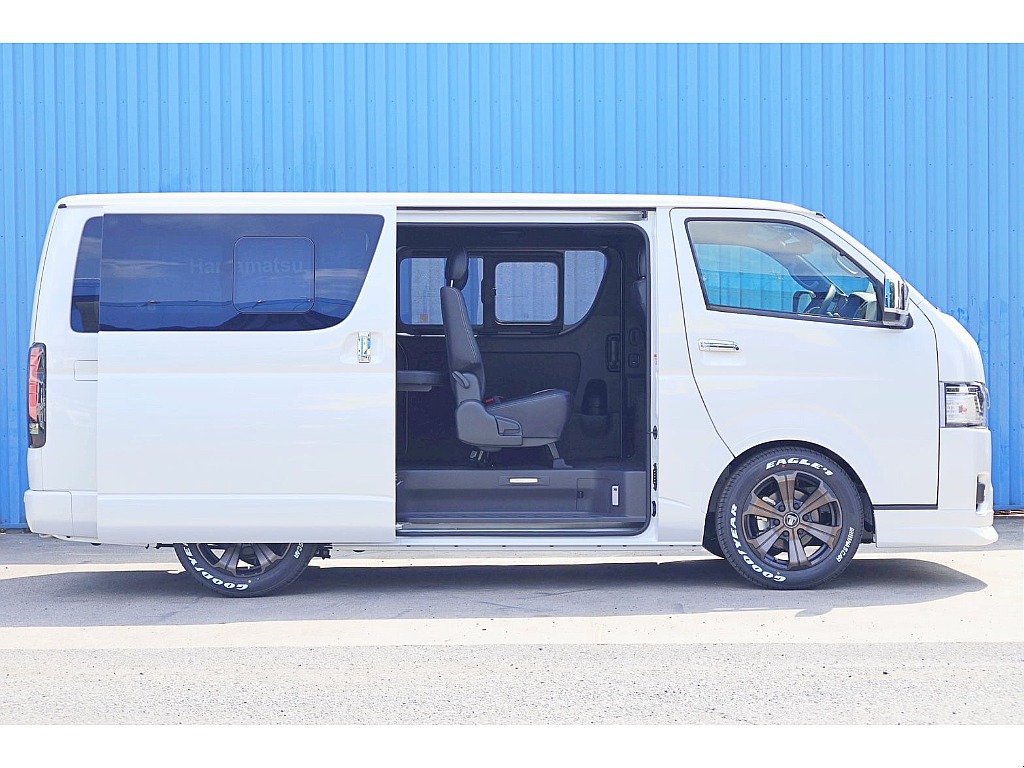 トヨタ ハイエースバン(43枚目)