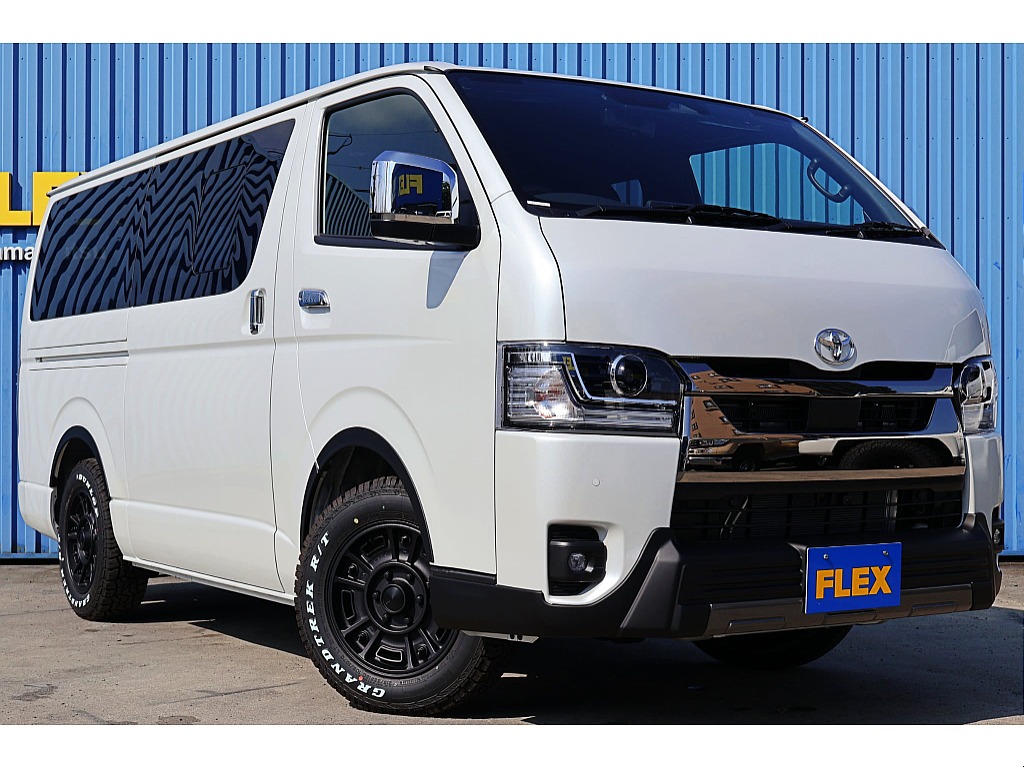ハイエースバン　ダークプライムⅡ　ガソリン2WD 9型♪ フローリン施工済み＆家具付きベットキット搭載♪ FLEXカスタム多数装備入荷しました♪