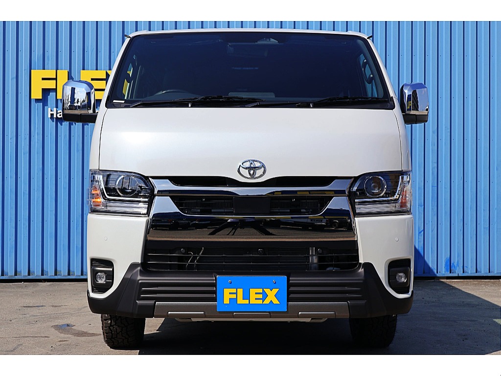 ハイエースバン　ダークプライムⅡ　ガソリン2WD 9型♪ フローリン施工済み＆家具付きベットキット搭載♪ FLEXカスタム多数装備入荷しました♪