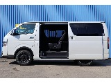 電動パワースライドドア完備♪運転席からも開閉ができて便利♪