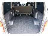 広々荷室♪ベットキットの取り付けも可能です♪
