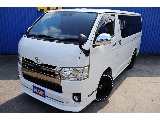 標準ボディ、ロールーフはミドルサイズのミニバンと同クラスのサイズ感♪