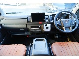 運転席助手席も新品シートカバー装着済み　見通しも良好♪