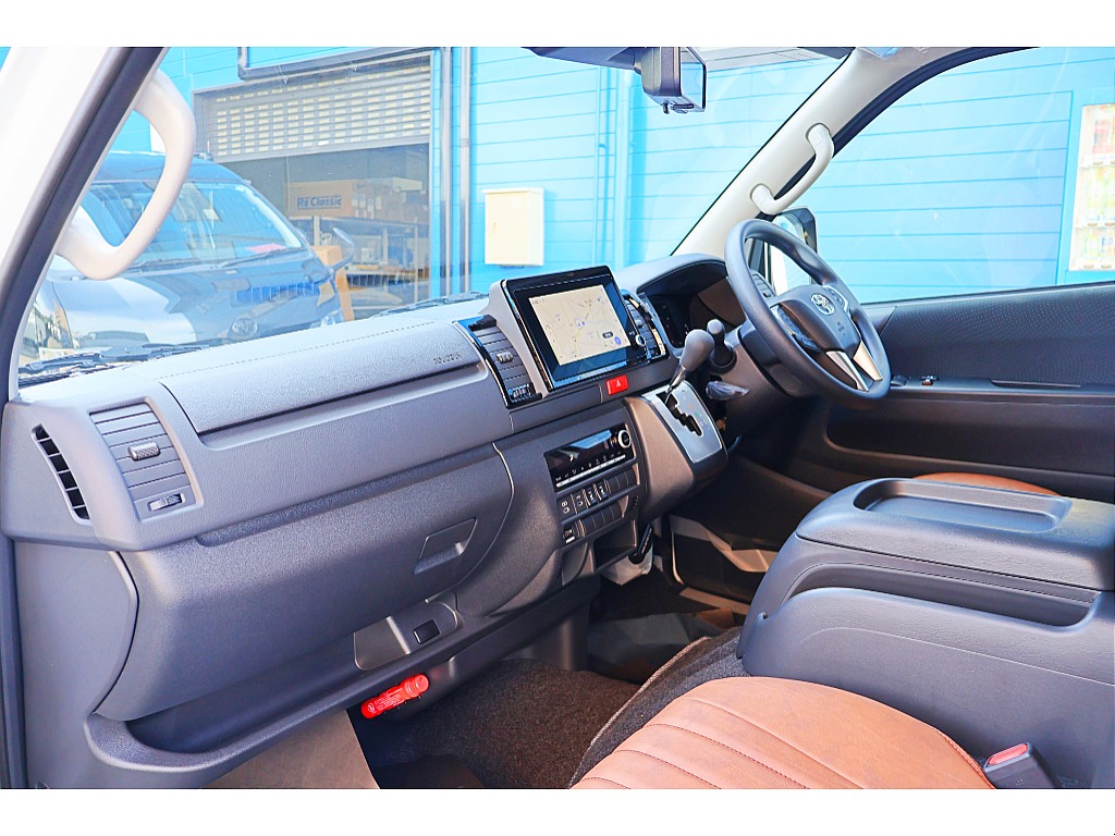 運転しやすいシートポジション♪視界良好♪