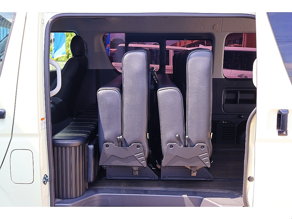 トヨタ&nbsp;ハイエース&nbsp;ワゴン2.7GLロング ミドルルーフ&nbsp;ロングスライドシート♪&nbsp;静岡県の詳細画像&nbsp;その14