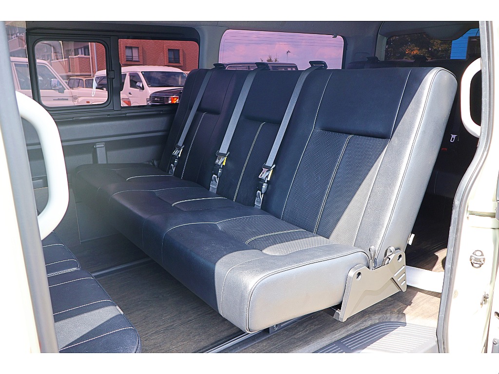 トヨタ&nbsp;ハイエース&nbsp;ワゴン2.7GLロング ミドルルーフ&nbsp;ロングスライドシート♪&nbsp;静岡県の詳細画像&nbsp;その8