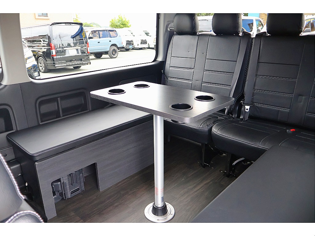 トヨタ&nbsp;ハイエース&nbsp;ワゴン2.7GLロング ミドルルーフ 4WD&nbsp;【FLEX内装架装ネクロス】&nbsp;静岡県の詳細画像&nbsp;その12