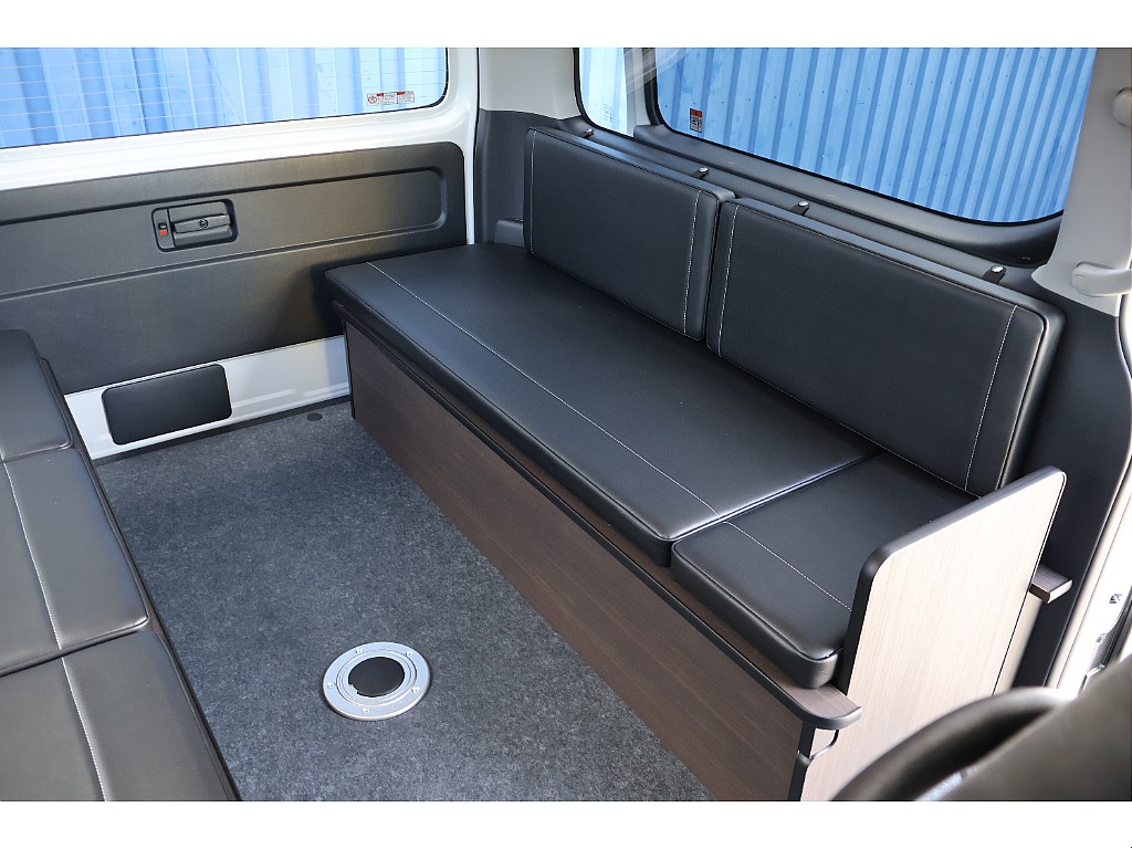 トヨタ&nbsp;ハイエース&nbsp;ワゴン2.7GLロング ミドルルーフ&nbsp;【FLEX内装架装various】&nbsp;静岡県の詳細画像&nbsp;その5