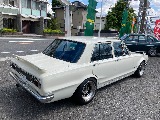 日産 スカイライン 4ドア(2枚目)