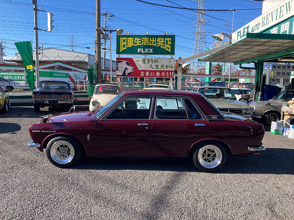 日産 ブルーバード　4ドア(11枚目)