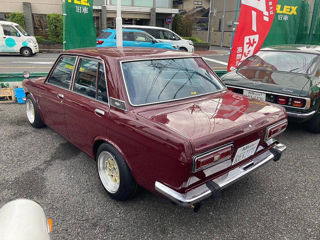 日産 ブルーバード　4ドア(5枚目)