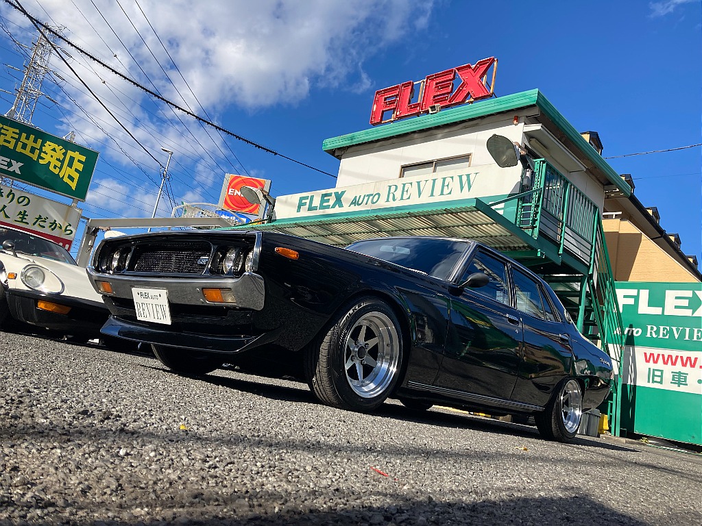 日産 スカイライン　4ドア(10枚目)