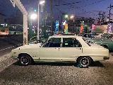 日産 スカイライン　4ドア(10枚目)