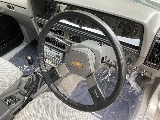 日産 スカイライン4ドア(13枚目)