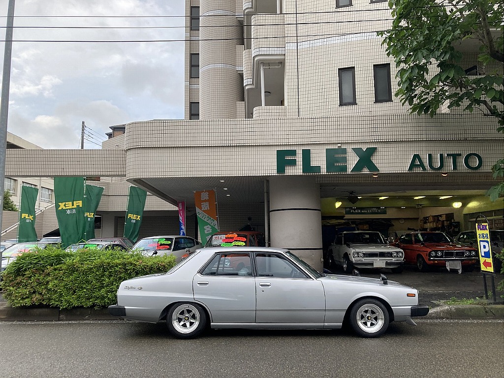 日産 スカイライン4ドア(20枚目)