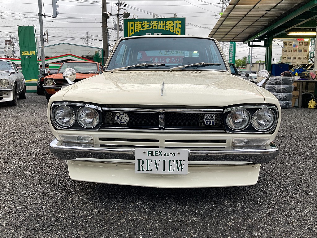 日産 スカイライン　4ドア(8枚目)