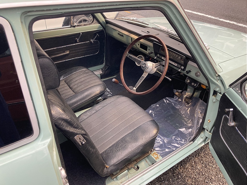 日産 サニーバン(3枚目)