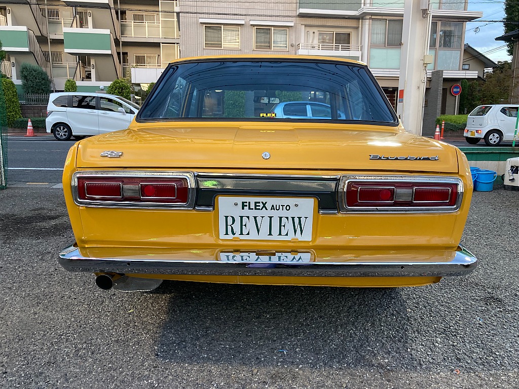 日産 ブルーバード　4ドア(12枚目)