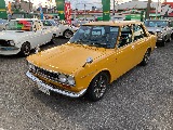 日産 ブルーバード　4ドア(9枚目)