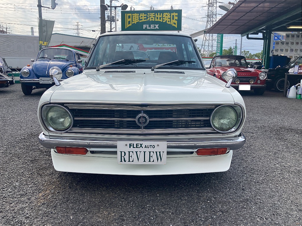 日産 サニー　4ドア(8枚目)