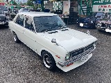 日産 サニー　4ドア(1枚目)
