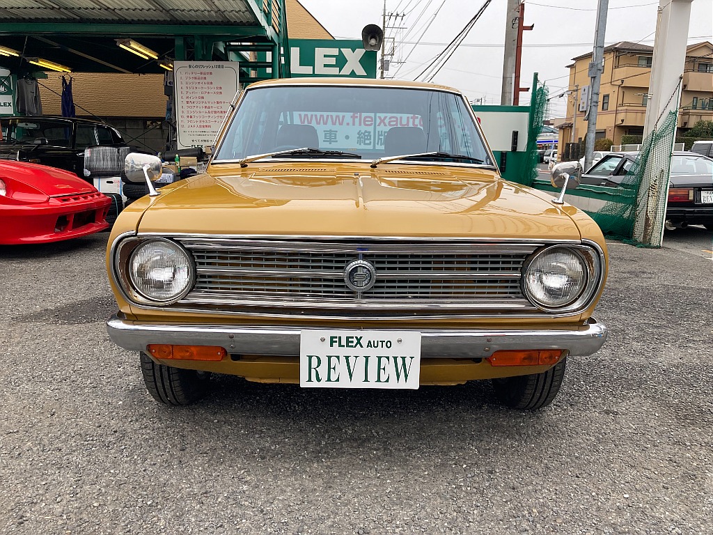 日産 サニー　4ドアセダン(8枚目)