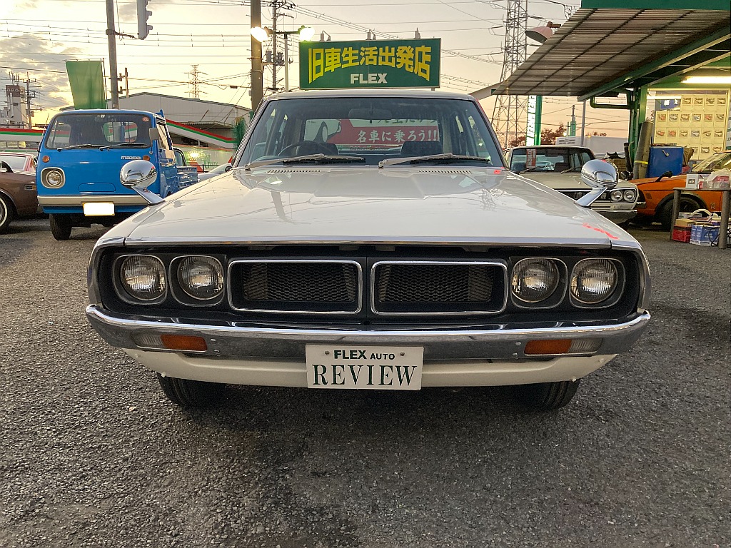 日産 スカイライン　4ドア(8枚目)