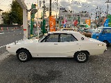 日産 スカイライン　4ドア(10枚目)