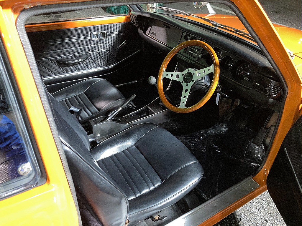 トヨタ カローラ(3枚目)