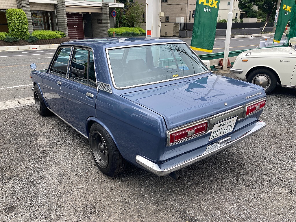 日産 ブルーバード　4ドア(11枚目)