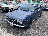 日産 ブルーバード　4ドア(9枚目)