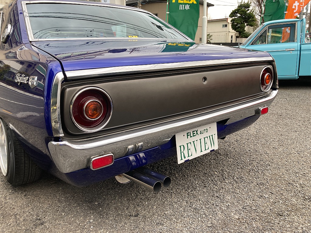 日産 スカイライン　4ドア(12枚目)