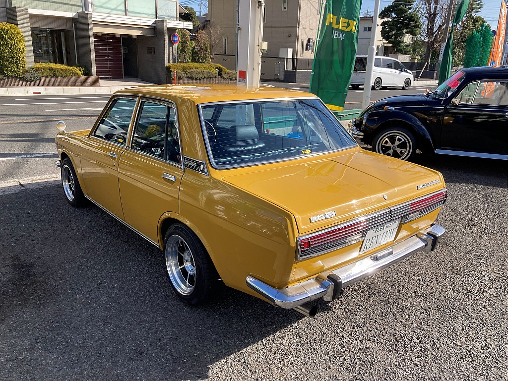 日産 ブルーバード　4ドア(11枚目)