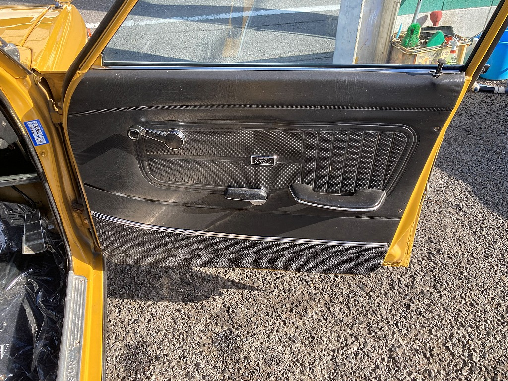 日産 ブルーバード　4ドア(17枚目)