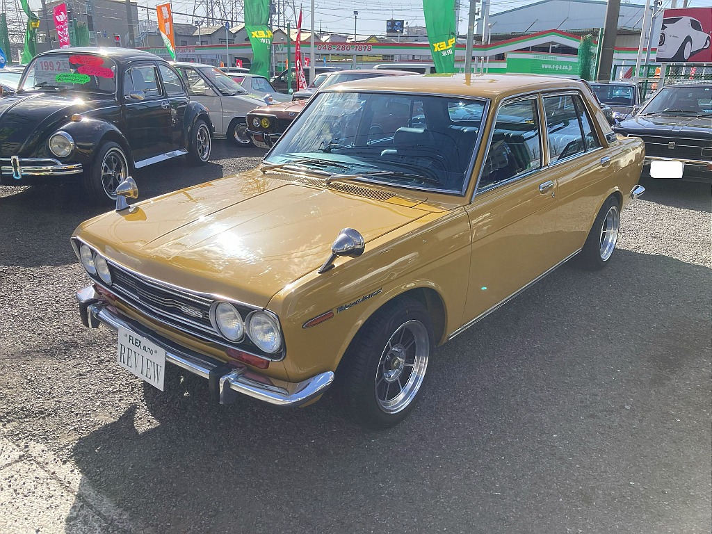 日産 ブルーバード　4ドア(9枚目)